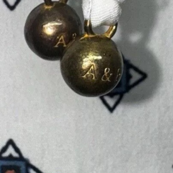 Abercrombie & Fitch White Dress Shirt Womens XS Flowy Beach Boho Design - Picture 3 of 6